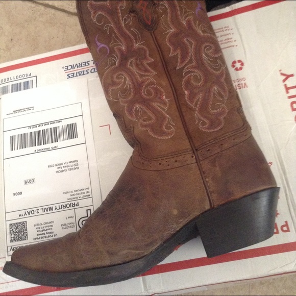 SOLD! - Picture 4 of 6